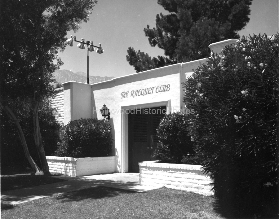 Palm Springs Racquet Club 1957 Entrance wm.jpg